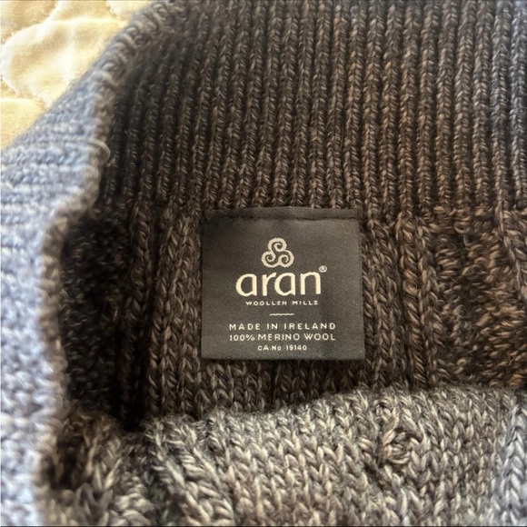 Aran Women’s 100% Merino Wool Grey Mini Skirt Button Down Twee Old Money - Picture 3 of 5
